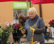 Mulher croata - Mercado de flores da Rua Dolác.
